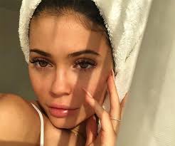 Kylie jenner is a reality tv star, a model, and a businesswoman. Kylie Jenner S Plastic Surgery Procedures According To A Surgeon Elle Australia