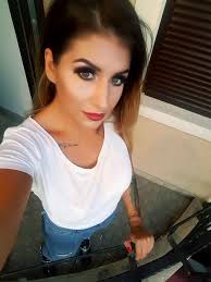 Hannelore ulrich (26) şi bogdan ionescu (28) aveau o relaţie de mai bine de şase ani şi jumătate când au ajuns pe insula iubirii. Alexandra Diaconescu De La Insula Iubirii S A Transformat Radical DupÄƒ DespÄƒrÈ›irea De Aurel Impart Cu Voi Micul Meu Secret Vedete Avantaje Ro De 20 De Ani Pretuieste Femei Ca Tine