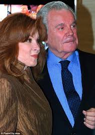 Having A Hart To Hart Robert Wagner And Stefanie Powers Recall The Tv Classic At A Reunion In Beverly Hills Classic Hollywood Stephanie Powers Hart Pictures