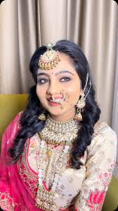 Makeup and hair by Sujata Chavan , Bride ready for welcome function 🩷