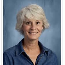 Deb Holly's Instagram, Twitter & Facebook