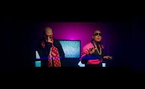 Bad bunny estrena su segundo album de estudio titulado yhlqmdlg una abreviación para yo hago lo que me da la gana un album menos personal como lo fue x100pre y cargado de invitados de lujo. Bad Bunny New Song In English