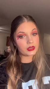 Candice Starnes's Instagram, Twitter & Facebook