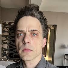 Eileen Streeter's Instagram, Twitter & Facebook