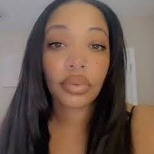 Scarlet Linda (@scarlet_linda6061)