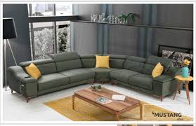 طقمين كنب في الصاله