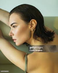 18.985 Lisa Precious Stock Photos, High-Res Pictures, and Images