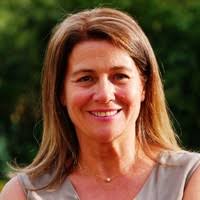 Amélia Alves Email & Phone Number