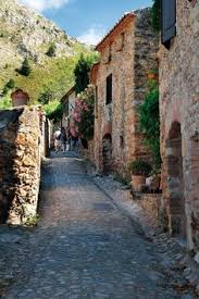 Très jolie petite ville de montagne, rues et commerces typiques, autochtones. 32 Meilleures Idees Sur Saint Lary Soulan Saint Lary Soulan Saint Lary Pyrenees