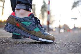 West nyc x shadow 5000 cabin fever. Sneaker Zimmer De West Nyc X Saucony Shadow 5000 Cabin Fever Ansteckungsgefahr