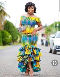 J'ai sélectionné pour vous 100 modèles de robe pagne pour vous donner des idées pour porter le pagne de manière stylée et contemporaine ! Nouveaute Robes De Reve En Pagne Tout Chic En Pagne Facebook