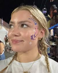 Laura Bleakley Touchstone (@lauratouchstone) • Instagram photos and videos