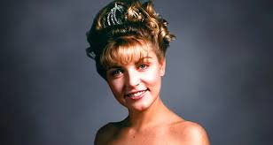 The Harrowing True Story That Inspired 'Twin Peaks' Is Being Made Into A  Documentary