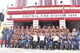 Explore tweets of bomba dan penyelamat malaysia @bombajbpm on twitter. Tanda Nama Central Fire Station 1908 Sebagai Pengiktirafan Khidmat Bakti Pasukan Balai Bomba Dan Penyelamat Lebuh Pantai Buletin Mutiara