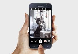 It was unveiled and released in april 2016. Samsung Galaxy J5 2016 Galaxy J7 2016 Price Revealed Technology News