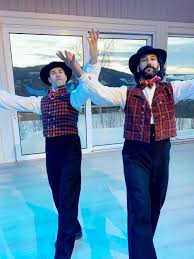 Solotanz & fitness für singles. Llambis Tanz Duell Am 26 4 2020 Lausdans Halling Mit Christian Polanc Massimo Sinato