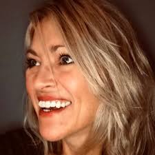 Kristi Rector's Instagram, Twitter & Facebook