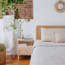 Snarling aggressively, i kept away from the dogs. 9 Bedroom Organization Tips