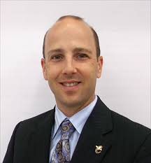 Eric Wylie '93 pledges to help Mays student leaders