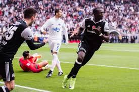 Beşiktaş jk resmi youtube sayfası | beşiktaş jk official youtube page Aboubakar Double Takes Mensah S Besiktas Past Fenerbahce Goal Com
