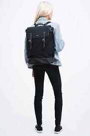 Sandqvist Sac A Dos Hege Noir En Cuir Et Toile Classic Outfits Canvas Backpack Minimalist Backpack