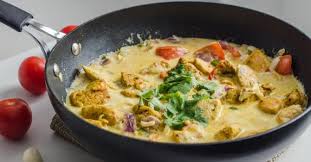Recette De Curry De Dinde Au Lait De Coco Et Ananas Recette Curry De Dinde Recettes De Cuisine Recette Saute De Dinde