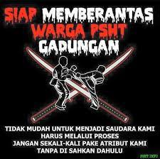 Pada usia 14 tahun (th 1890) beliau lulus sr sekarang sd kemudian diambil putra oleh. Psht Info Mengantisipasi Warga Psht Gadunggan Facebook