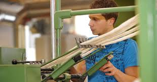 Nach der ausbildung findet meist eine weitere spezialisierung in einer der drei schwerpunkte statt. Seiler In Go Textile Ausbildung