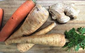 Sie besitzt eine rübenförmige hauptwurzel von. Pastinake Mohren Suppe Mit Kokosmilch Der Geniale Gemusegarten