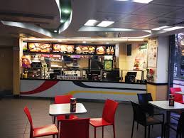 Mcdonald S Izmit Carsi Restoran Mcdonald S Carsilar