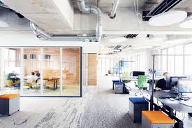 Wenn sie nämlich die schreibtischplatte bedarfsgerecht ankippen, gerät die arbeitsfläche. Karlsruhe Das Sind Die 10 Beliebtesten It Arbeitgeber