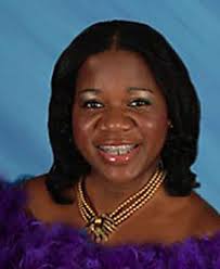 Oshun circles globe for Carnival fun