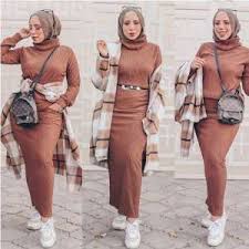 2,215 hijab female outfit photo ideas 2021. Revamp Your Hijab Style With Trending Outfit Ideas Sur Buzz Insolite Et Culture