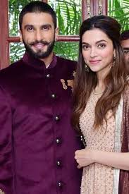 Deepika Padukone With Ranveer Singh Deepika Padukone Style Deepika Padukone Bollywood Celebrities