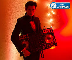 Dj thomas schatton aufbau hochzeit deutsch polnische hochzeit wesele загрузил: Dj Clayton Event Dj Fur Hochzeit Geburtstag Firmenevents