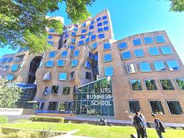 The Brown Paper Bag In Sydney Uts University Of Technology Sydney University University Life Salamanca University