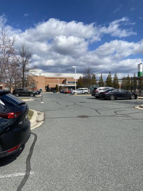 Students share favorite driving, parking practice spots – The Pitch