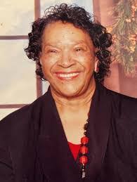 Letitia Kerr's Instagram, Twitter & Facebook