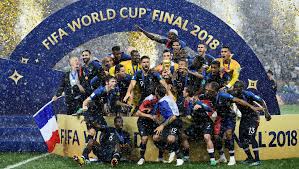 C'est le 17 juillet 2018 que tf1 a choisi pour diffuser son documentaire sur l'équipe de france de football, championne du monde en russie. Deuxieme Etoile Tf1 Retrace L Epopee Des Bleus Dans Un Documentaire