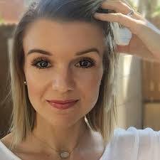 Amanda Campo's Instagram, Twitter & Facebook