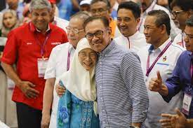 Deputy prime minister malaysia 2018. The Latest Malaysia S Pm In Waiting Wins Landslide Victory Taiwan News 2018 10 13 21 51 24