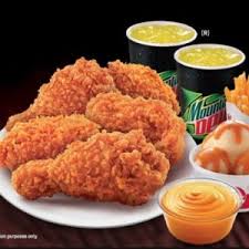 Kocok telur sebagai baluran, kemudian beri sedikit air 3. Cara Membuat Fried Chicken Tepung Sajiku Tepung Super