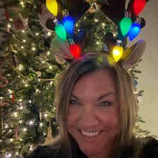 Hi there, I have an elderly neighbour and I'm looking for some kind of  panic button wearable that she can press if she falls and that would call  me. I dont really