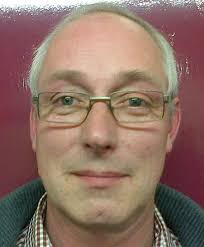 Maidstone: Van driver 'thief' sparks chase across town after 'driving off  without paying'