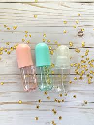 Durable bottle body and simple design, convenient to tsa travel use. Custom Spray Bottle Mini Spray Bottle Alcohol Spray Etsy Fine Mist Spray Bottle Spray Bottle Mini Bottles