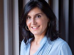 Elena Raya's Instagram, Twitter & Facebook