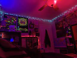 Our team of curators has collected stunning artwork for every décor style. Chill Trippy Room Ideas Novocom Top