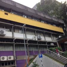 Sebuah bangunan setingkat yang menempatkan beberapa makmal sains di kampus induk universiti teknologi mara (uitm) di shah alam terbakar petang semalam. Alamat Fakulti Sains Gunaan Uitm Shah Alam