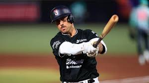 Isaac Rodríguez hace historia llegando a 900 hits con Toros de Tijuana