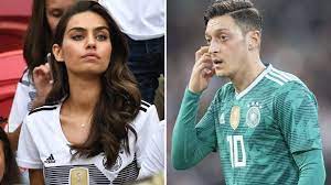 Want to see more posts tagged #mesut özil? So Sah Mesut Ozils Freundin Amine Gulse Fruher Aus